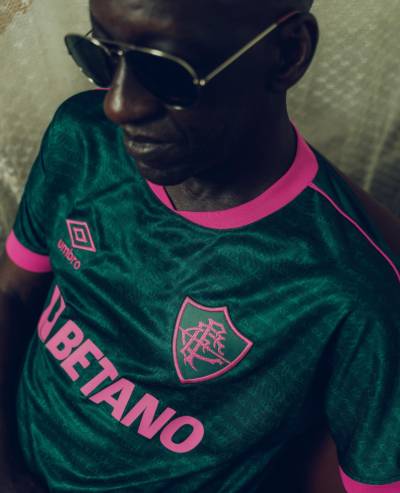 fluminense_2023_24_umbro_third_kit_b.jpeg