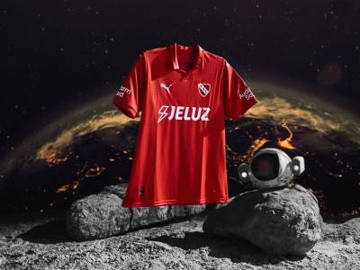 independiente_2023_24_puma_home_kit_c.jpeg