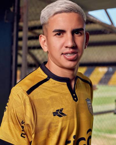 club_guarani_2023_kyrios_120th_anniversary_shirt_i.jpeg