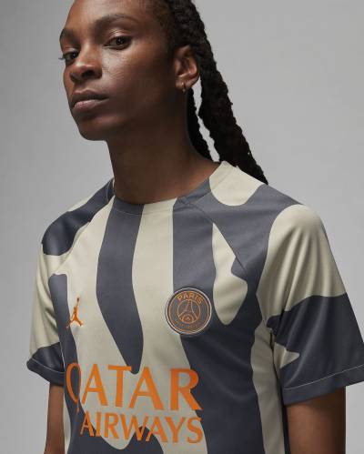 paris_saint_germain_23_24_third_pre_match_shirt_3.jpeg