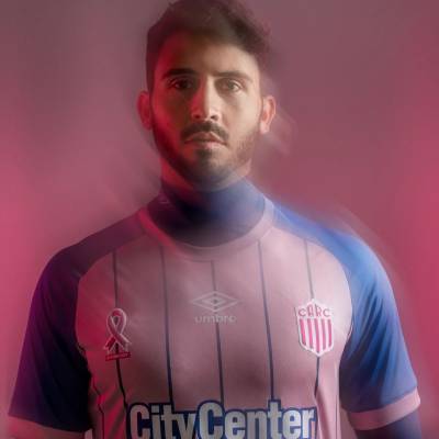rosario_central_2023_umbro_pink_october_shirt_c.jpg