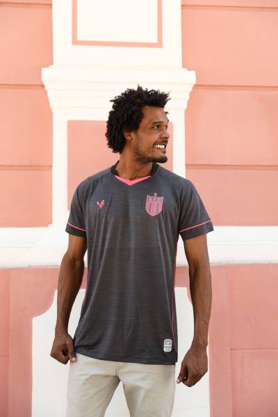 botafogo_fc_2023_volt_pink_october_shirt_f.jpeg