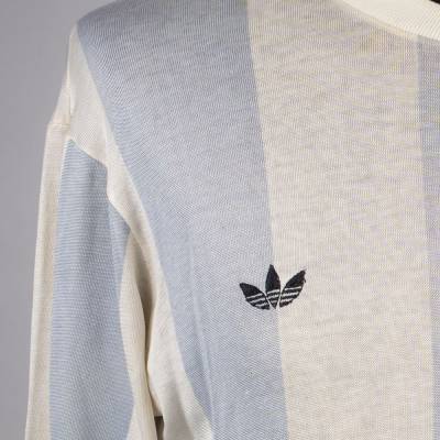mario_kempes_1978_argentina_match_worn_shirt_d.jpg