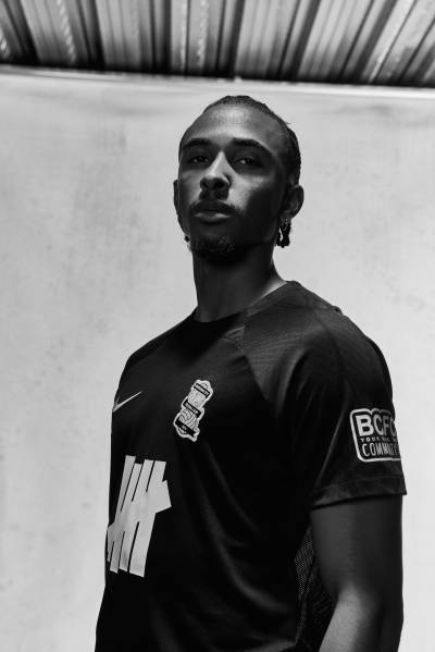 birmingham_city_2023_24_nike_third_kit_c.jpeg
