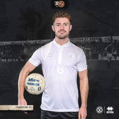 dundee_united_2023_errea_centenary_shirt_d.jpeg