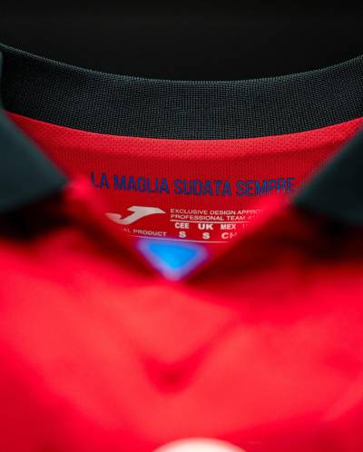 atalanta_2023_24_joma_third_kit_9_3.jpg