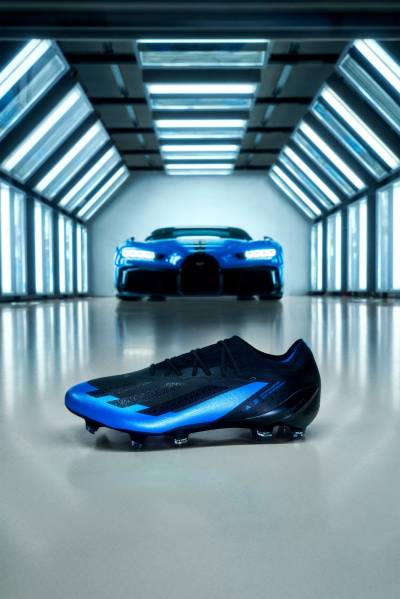 adidas_x_crazyfast_bugatti_football_boots_e.jpg