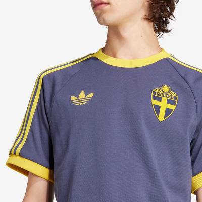 adidas_originals_sweden_3s_t_shirt_shadow_navy_4.jpg