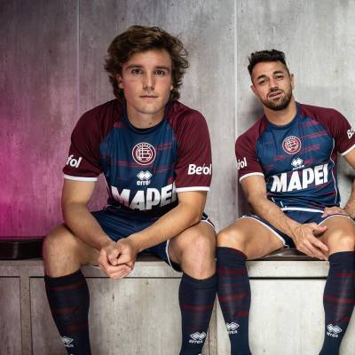 club_lanus_2023_errea_commemorative_shirt_d.jpeg