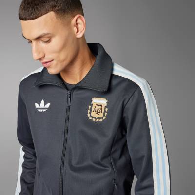 adidas_originals_argentina_beckenbauer_top_utility_black_c1.jpg