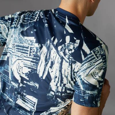 fc_bayern_2023_24_adidas_pre_match_jersey_off_white_night_indigo_g1.jpg