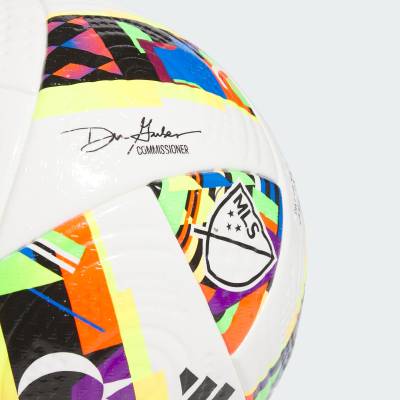 major_league_soccer_2024_adidas_match_ball_d1.jpg