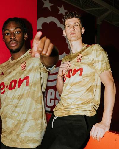 nottingham_forest_23_24_adidas_warm_up_jersey_f.jpeg