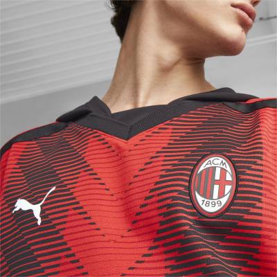 ac_milan_23_24_puma_oversize_winter_football_jersey_4.jpeg
