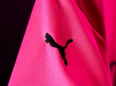 torquay_united_2022_2023_third_kits_f.jpeg