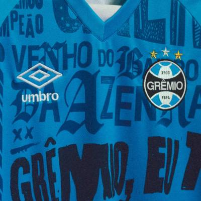gremio_2023_24_umbro_special_edition_shirt_b.jpg