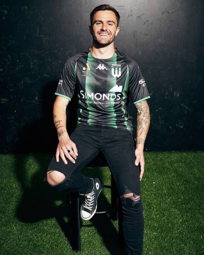 western_united_2022_2023_home_kit_8.jpg