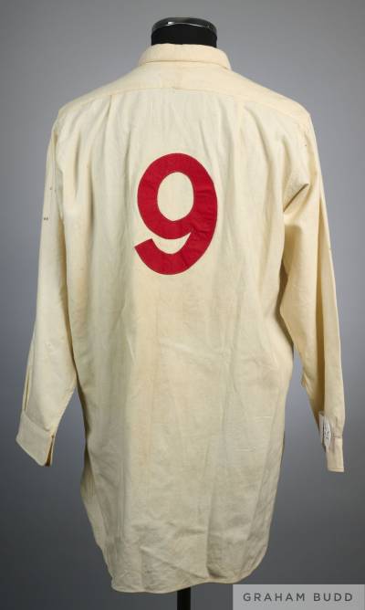 tommy_lawton_1948_england_shirt_b.jpeg