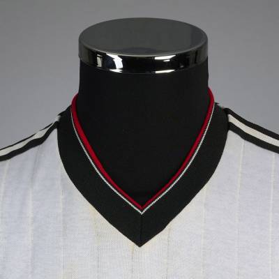 manchester_united_1983_fa_charity_shield_shirt_f.jpg