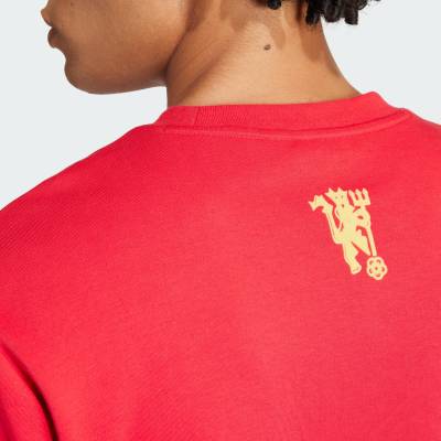 manchester_united_cultural_story_crew_sweatshirt_mufc_red_f1.jpg