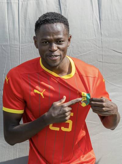 guinea_2024_puma_home_kit_4.jpg