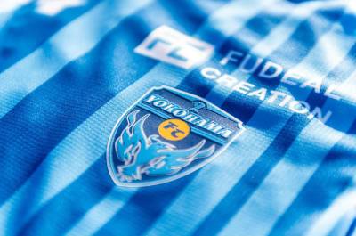 yokohama_fc_2024_puma_home_kit_c.jpg