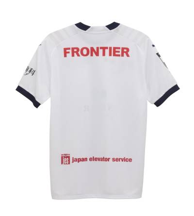 yokohama_fc_2024_puma_away_kit_b.jpeg