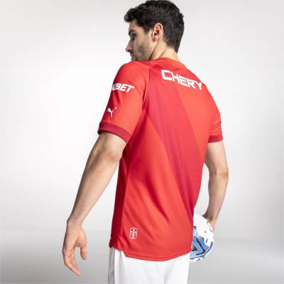 universidad_catolica_2024_puma_away_kit_5.jpeg