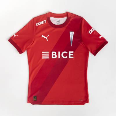 universidad_catolica_2024_puma_away_kit_6.jpeg