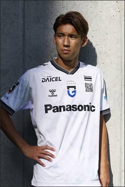 gamba_osaka_2024_hummel_away_kit_b.jpeg