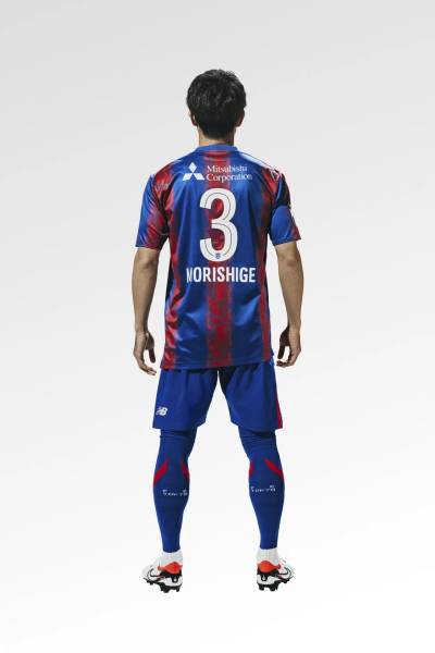 fc_tokyo_2024_new_balance_home_kit_b.jpg