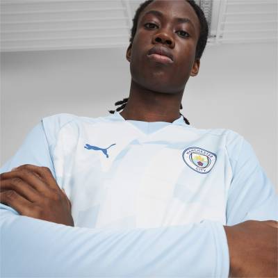 manchester_city_pre_match_sweatshirt_silver_sky_lake_blue_6.jpeg