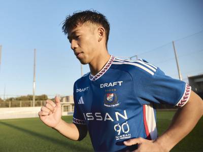 yokohama_f_marinos_2024_adidas_home_kit_b.jpeg