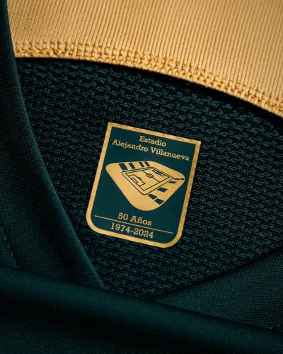 alianza_lima_2024_nike_away_kit_b.jpeg