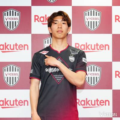 vissel_kobe_2024_asics_home_and_away_kits_f.jpeg