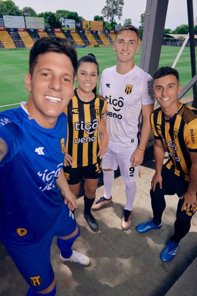 club_guarani_2024_kyrios_home_away_kits_b.jpeg