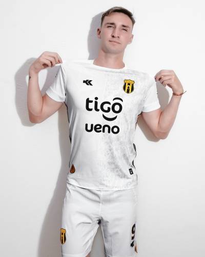 club_guarani_2024_kyrios_home_away_kits_d.jpeg