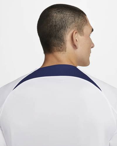 united_states_2022_2023_home_kit_4.jpg