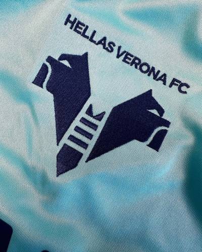 hellas_verona_2022_2023_third_kit_3.jpg