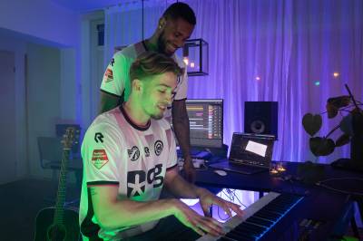 fc_groningen_eurosonic_noorderslag_2024_robey_050_shirt_b.jpeg