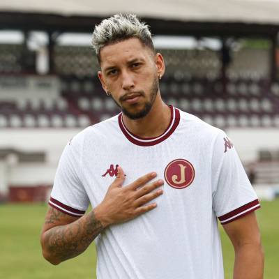ca_juventus_2024_kappa_centenary_away_shirt_c.jpeg