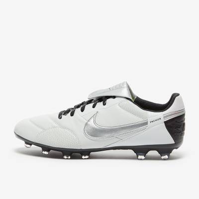 nike_the_premier_iii_fg_photon_dust_metallic_silver_black_3.jpg