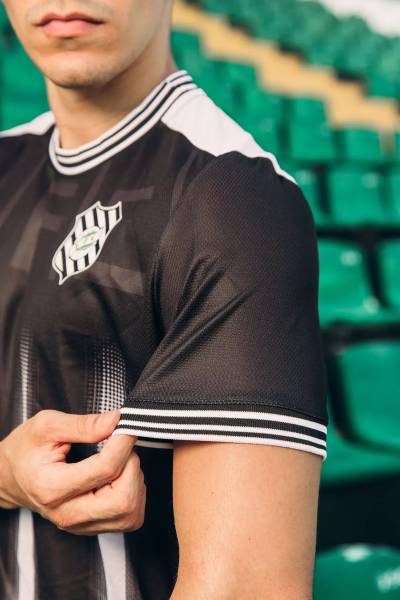 figueirense_2024_volt_third_kit_g.jpg