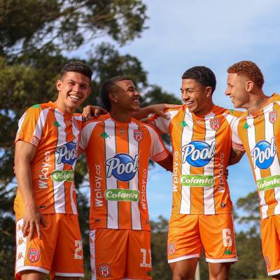 envigado_2024_kappa_home_kit_f.jpeg