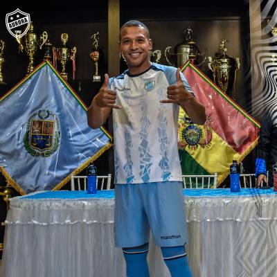 club_aurora_2024_marathon_home_away_third_kits_b.jpeg