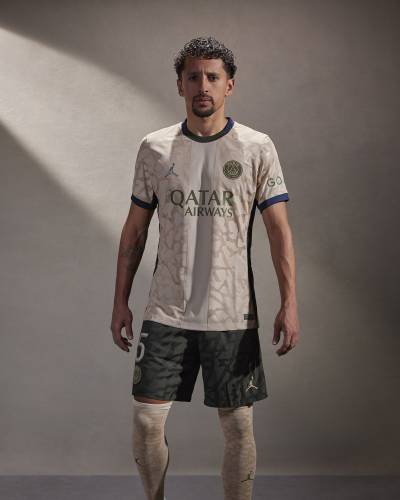 paris_saint_germain_2023_24_nike_fourth_kit_a.jpeg