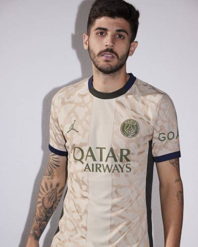 paris_saint_germain_2023_24_nike_fourth_kit_d.jpeg