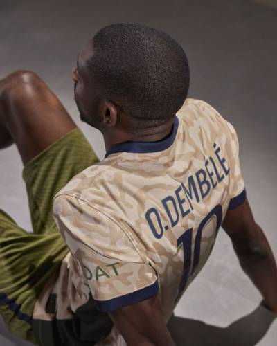 paris_saint_germain_2023_24_nike_fourth_kit_e.jpeg