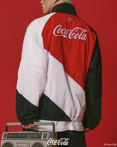 over_the_pitch_coca_cola_collection_h.jpeg
