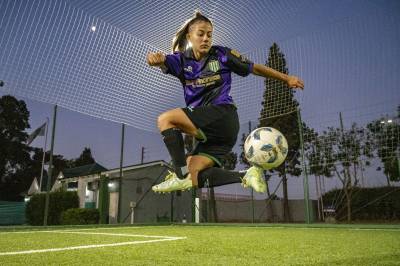 banfield_2024_athix_home_and_away_kits_b.jpeg